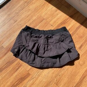 Lululemon Athletica Black Ruffle Detail Skirt